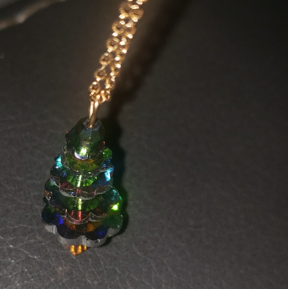 CRYSTAL LIKE Christmas TREE NECKLACE EUC - Picture 4 of 6